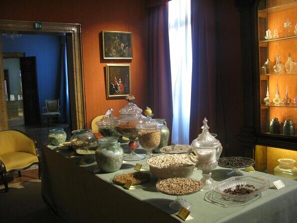 Venice Palazzo Mocenigo: History of Textile, Costume and Perfume - Quick hits before you buy Palazzo Mocenigo tickets
