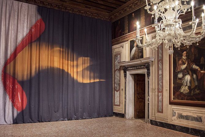 Venice Palazzo Mocenigo: History of Textile, Costume and Perfume - The palazzo setting in San Croce: quiet, room-by-room pacing