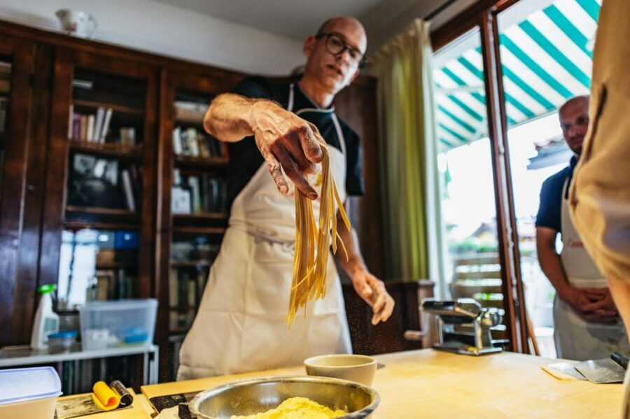 Venice: Pasta and Tiramisu Cooking Class at a Local's Home - Who This Class Is Perfect For