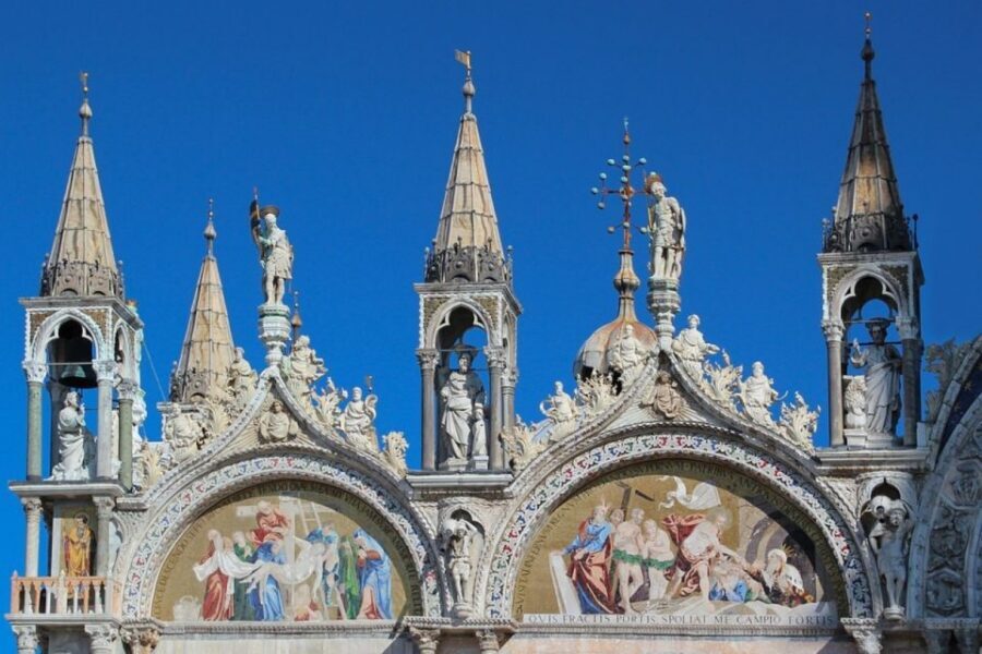 Venice: Private 2-Hour Doge's Palace Tour - Priority tickets that get you inside fast