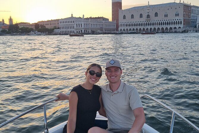Venice : Private Boat Tour of the Venice Lagoon - Stop 3: a quiet residential island where fishermen still live