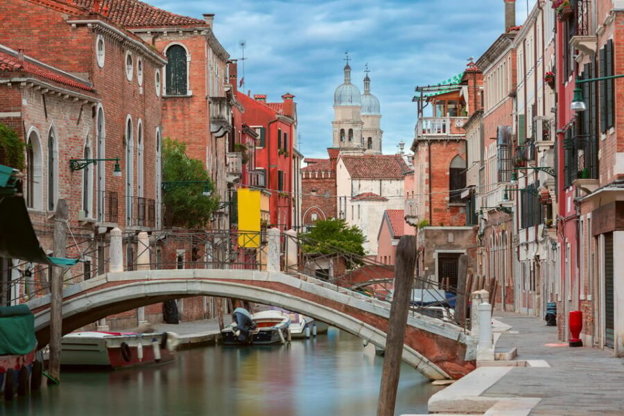 Venice: Private City Hidden Gems and Local Hotspots Tour - Teatro La Fenice and Dorsoduro’s art streets