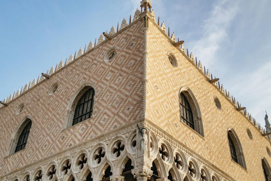 Venice: Private Entry Doge Palace & St. Mark Terraces Tour - What to bring and what to avoid (so you don’t get turned away)