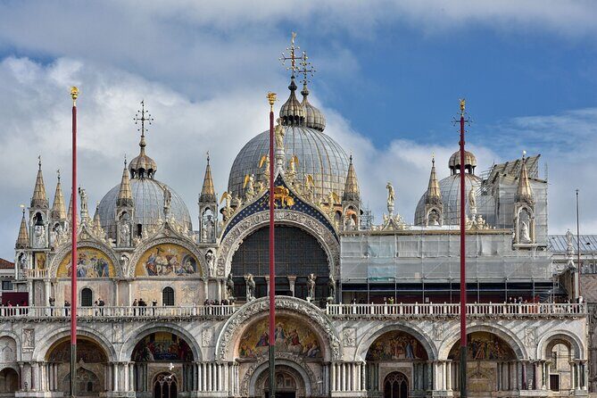 Venice Private Gondola Ride: Explore Hidden Canals and Sights - Key things to know before you go