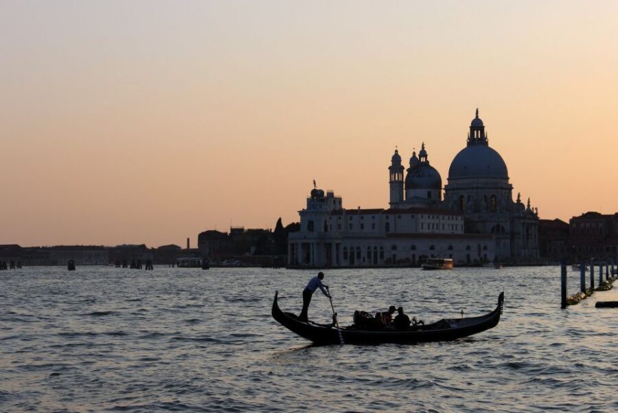 Venice: Private Gondola Tour - Private Gondola Near St. Mark’s: What This 30-Minute Ride Really Delivers