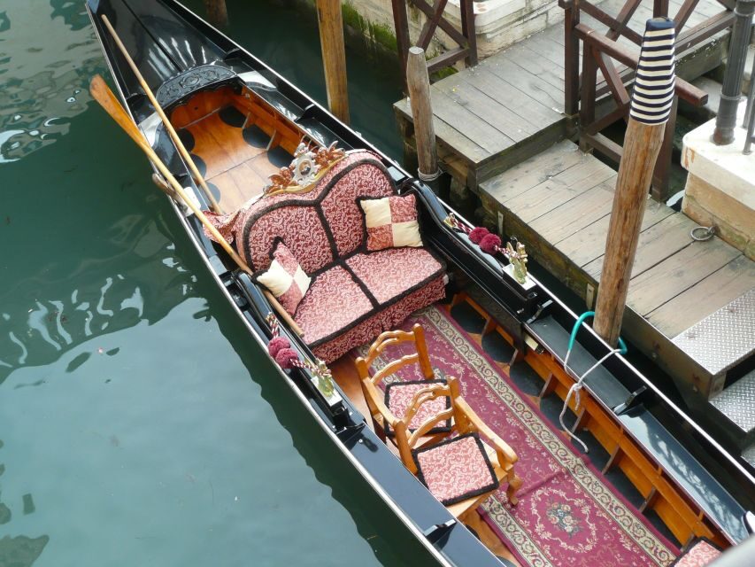 Venice: Private Gondola Tour - Private vs. Shared Gondolas: When This Is Worth It