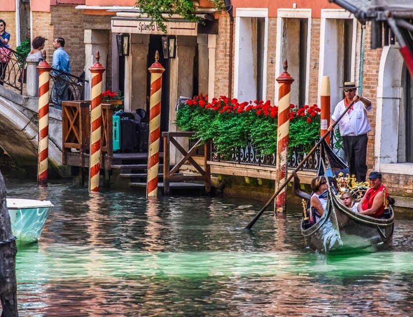 Venice: Private Grand Canal Gondola Ride from Rialto - Weather, delays, and staying on schedule (without ruining your day)