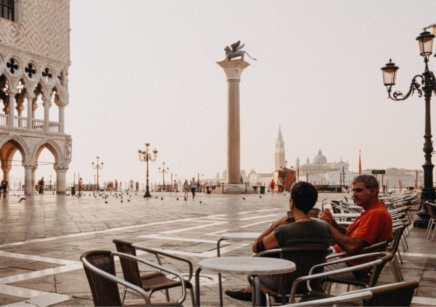 Venice: Private Local Highlights & Hidden Gems Tour - Getting Started: Private Guide, Local Host Match, and Meet-Up Options