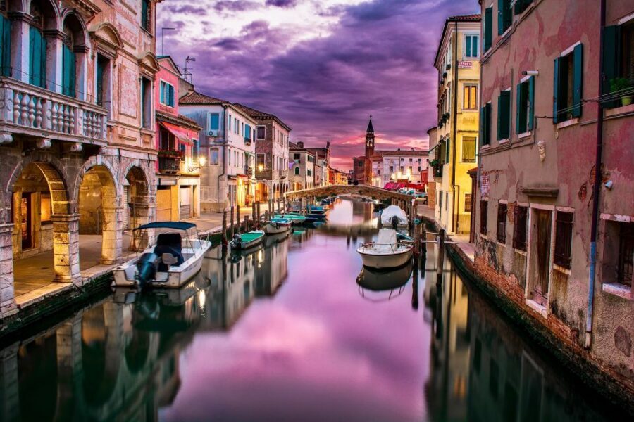 Venice: Private Murders & Mysteries Tour - Footprints, Headless Bodies, and the Assassin Alleyway Feel