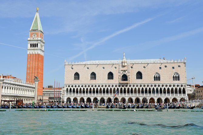 Venice Private Tour fast access, Doge Palace, St Mark's Basilica - Ponte dei Sospiri: the Bridge of Sighs walk you’ll actually remember