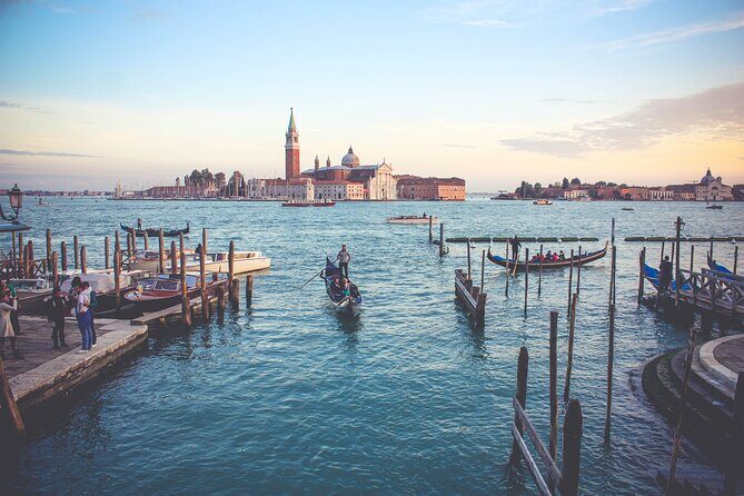 Venice Private Walking Tour with a Local - Why this private Lokafyer walk feels like Venice
