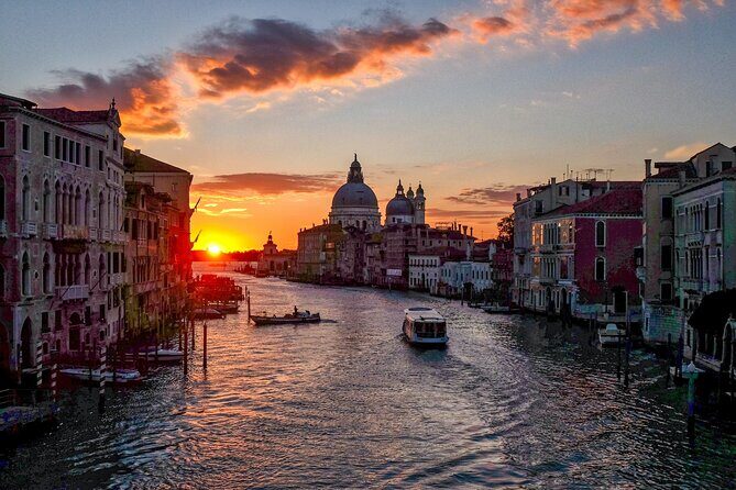 Venice Private Walking Tour with a Local - Coffee, cicchetti, and food tips that feel practical