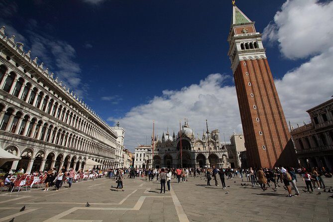 Venice Private Walking Tour with a Local - Meeting at Riva degli Schiavoni and how the walk typically starts