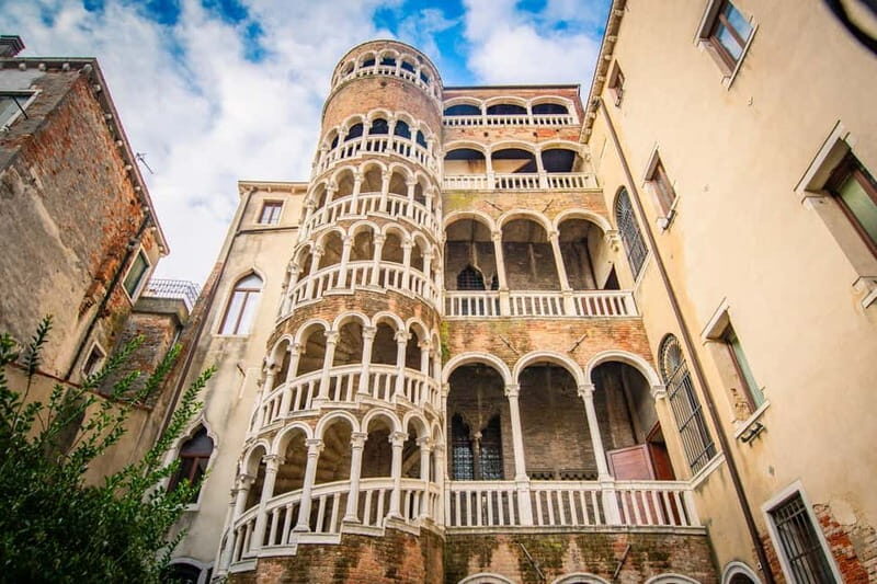 Venice: Private Walking Tour with Optional Gondola Ride - Optional 30-minute gondola: worth it, but only if you know what you’re buying