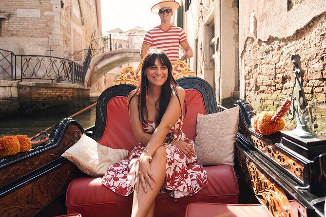 Venice Professional Photoshoot (up to 6 people included) - Packages and timing: choosing between 30 minutes and longer shoots