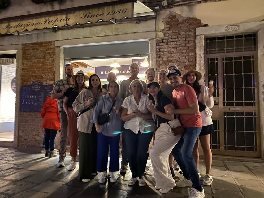 Venice: Rialto Area Street Food Tour and Sightseeing - Gelato and the Sweet Reset After Savory Bites
