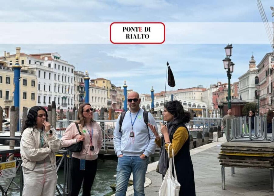 Venice: Rialto Bridge & Offbeat Unusual Venice Walking Tour - Key things to know before you go
