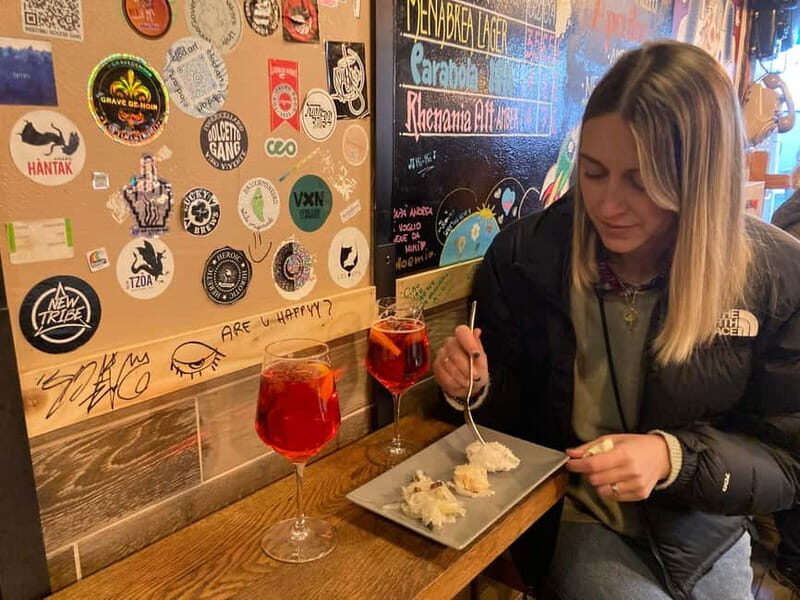 Venice: Rialto Market Street Food Tour - Aliani Casa Del Parmigiano cheese tasting and regional food