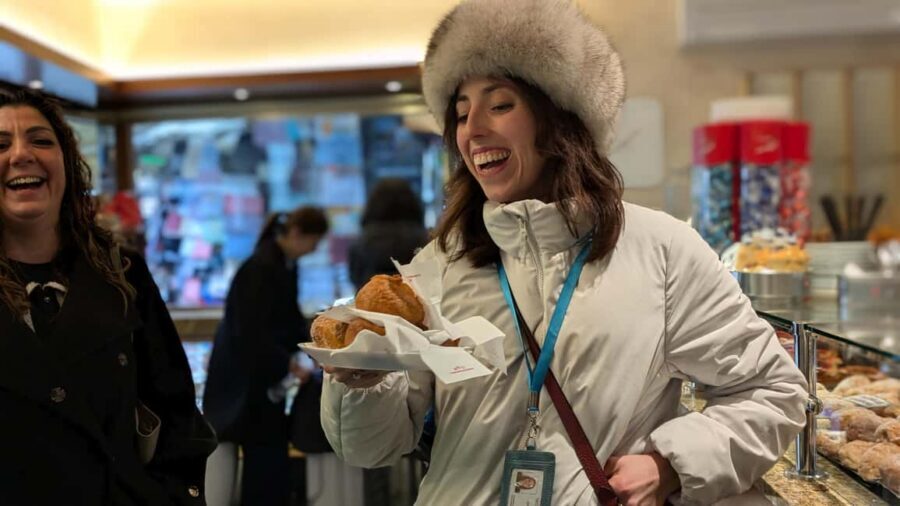 Venice: Rialto Market Street Food Tour - Local bar wine tasting and the art of paced snacking