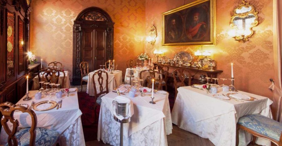 Venice: Romantic Palace Dinner and Private Gondola Ride - Key Highlights That Matter Here