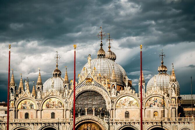 Venice Saint Mark's Basilica Guided Tour with Priority Access - The terrace viewpoint: Venice’s skyline from St. Mark’s heights