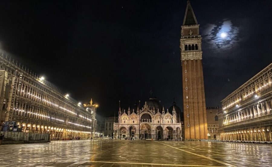 Venice: Saint Mark's Basilica Private Tour at Night - The mosaics and the gold: what to actually look for