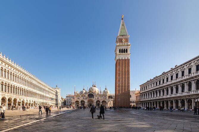Venice: San Marco to Rialto Walking Tour & Spritz Like a Local - Rialto Area and the Bridge: The Part You Came For