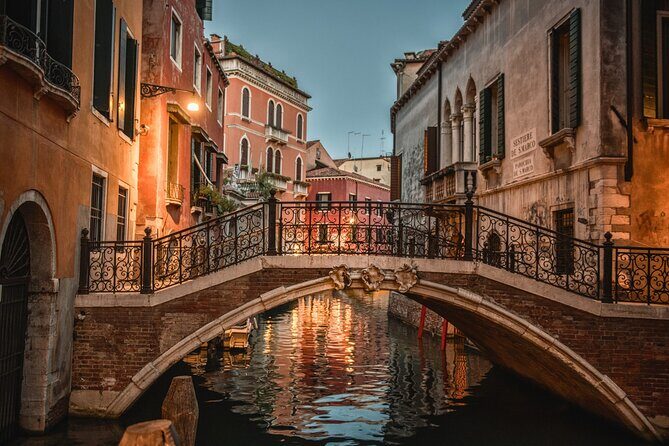 Venice Scavenger Hunt and Highlights Self Guided Audio Tour - Route overview: 3 km, around 2.5 hours, and built for outdoor Venice