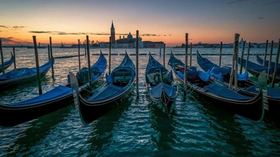 Venice: Shared Gondola Ride at Sunset - Should you book this shared gondola ride at sunset?