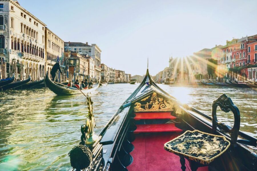 Venice: Shared Gondola Ride through the Lagoon City - What the Shared 30-Minute Gondola Ride Really Includes (and What It Doesn’t)