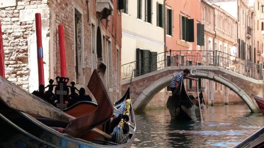 Venice: Shared Gondola Tour - Rules, Weather, and Small Practical Constraints