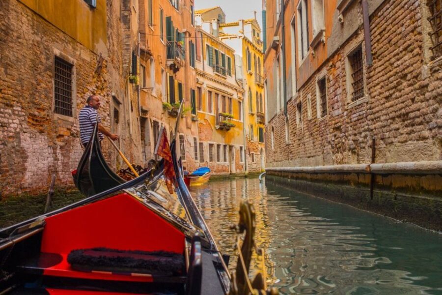 Venice: Shared Gondola Tour - Should You Book This Shared Gondola Ride?