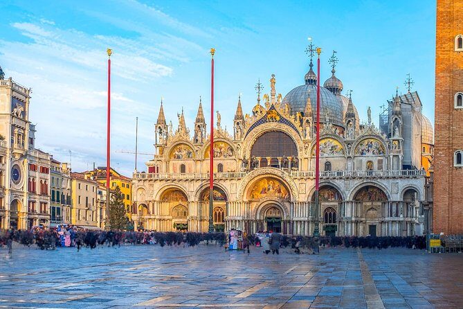 Venice Small Group Walking Tour with St. Mark's Basilica Terrace - Small-group size and the real feel on the streets