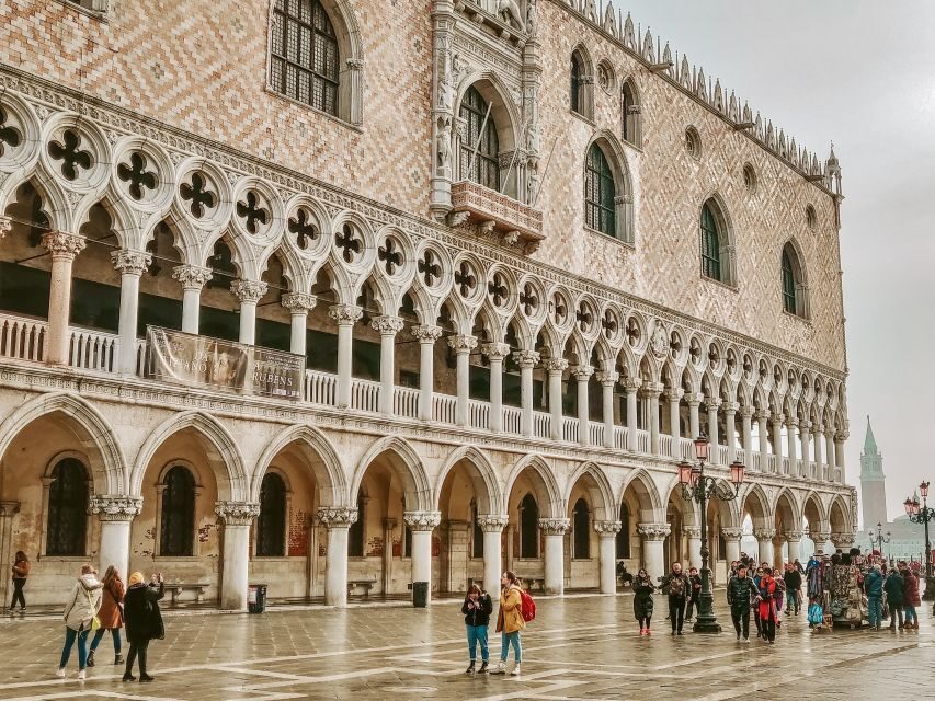 Venice: St Mark's Basilica, Doge's Palace, and Gondola Ride - Guide Quality Matters More Than You’d Think