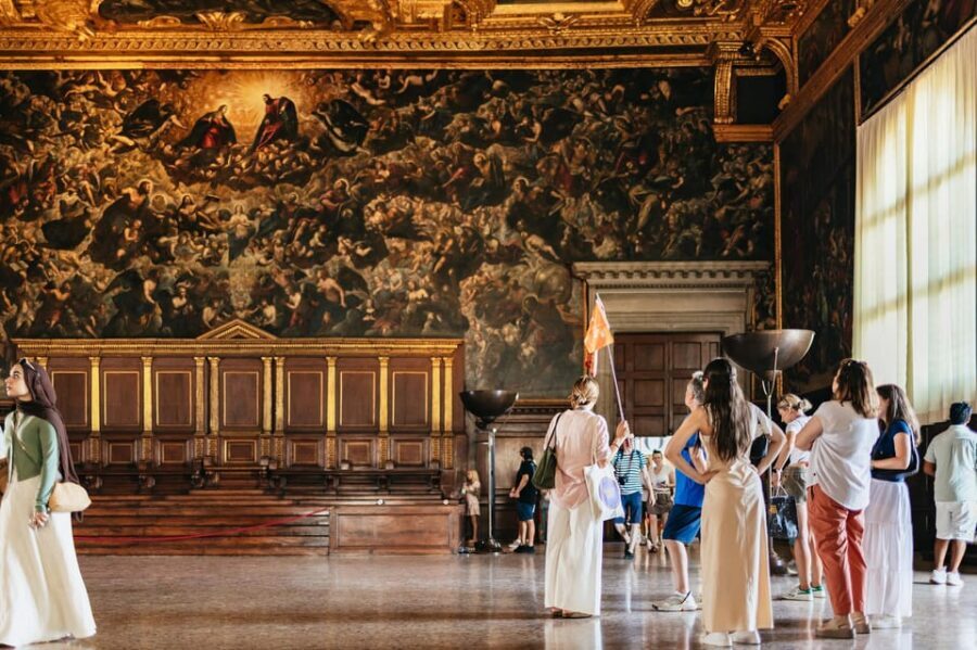 Venice: St. Mark's Basilica & Doge's Palace Tour with Ticket - First Stop: Finding Your Guide at St. Mark’s Square