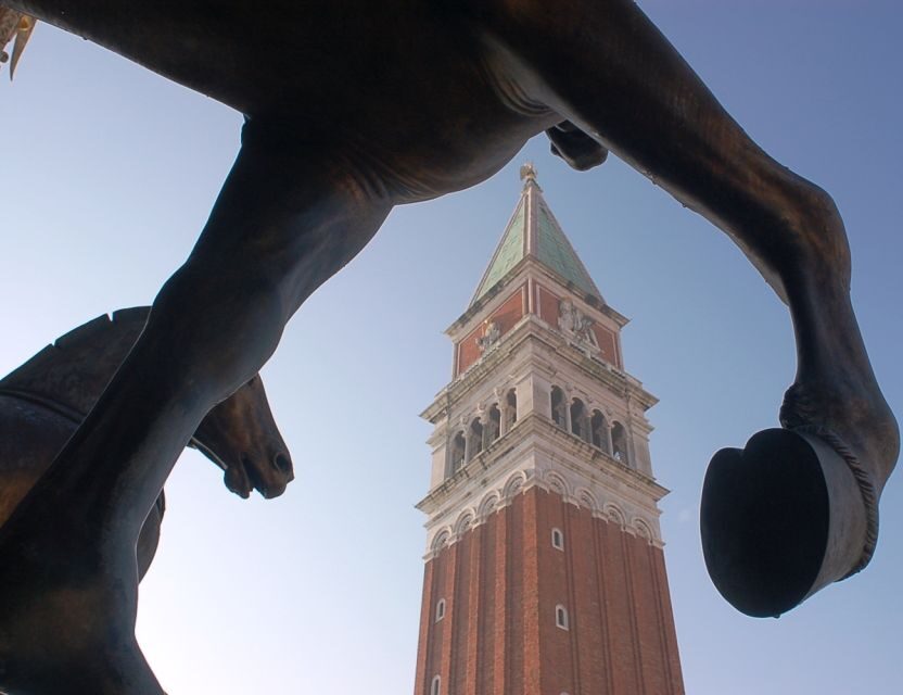 Venice St. Mark's Basilica Guided tour & optional Pala d'Oro - Main-floor highlights: St Mark’s tomb, altar relics, and the details that matter