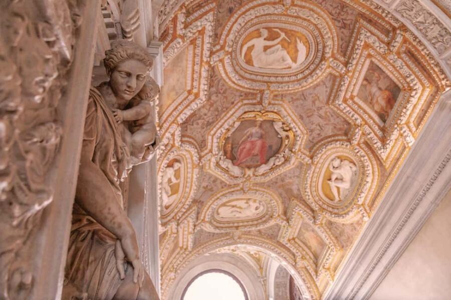 Venice: St Mark's, Doge's Palace, Murano & Burano Day Tour - Key points at a glance