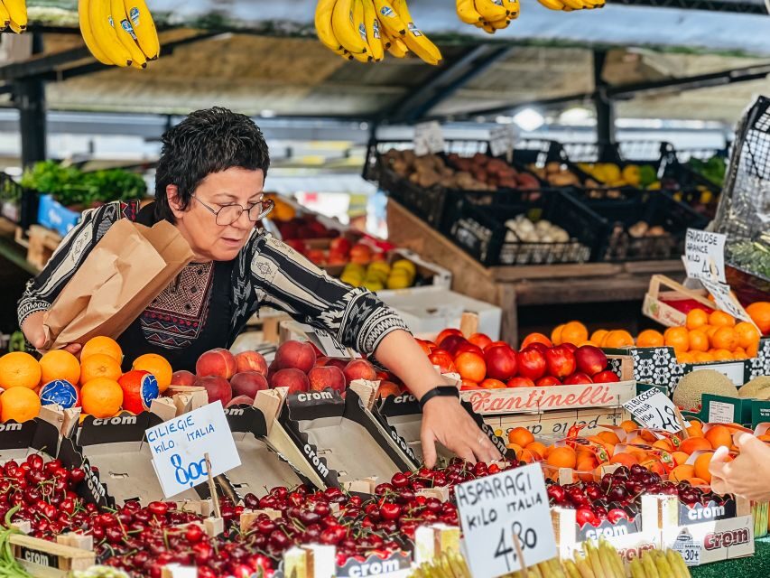 Venice: Street Food Tour with a Local Guide and Tastings - What you’ll eat: small bites that add up