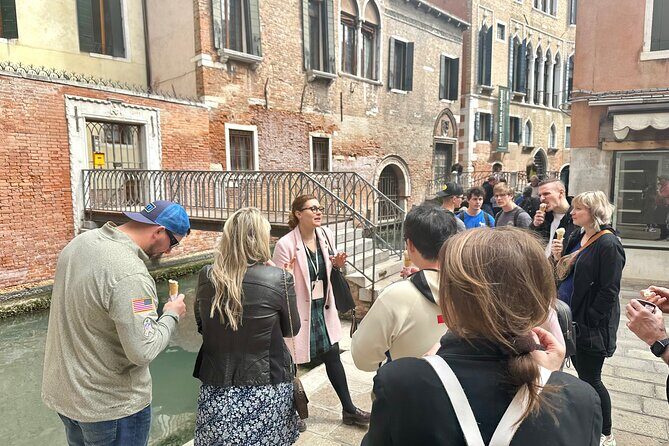 Venice Street Food Tour with Local Guide with Local Food Market Visit - Campo San Bartolomeo, Campo San Polo, and Basilica dei Frari Views