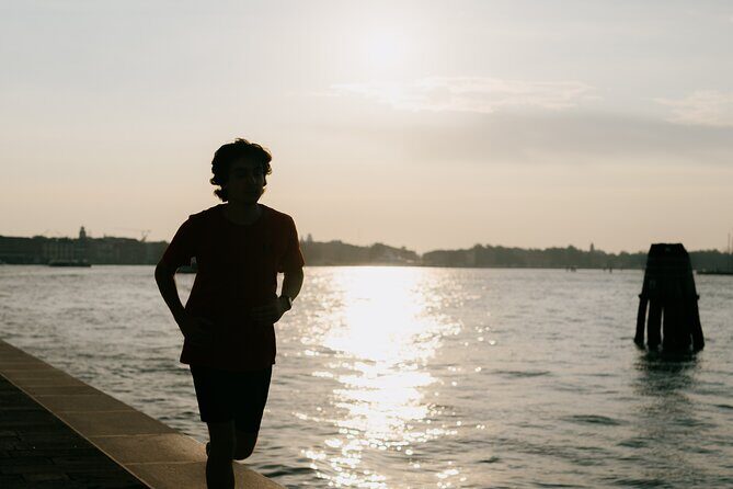Venice Sunrise 1h Running Tour - Rialto Bridge Meet Point: The Quick, Clear Start