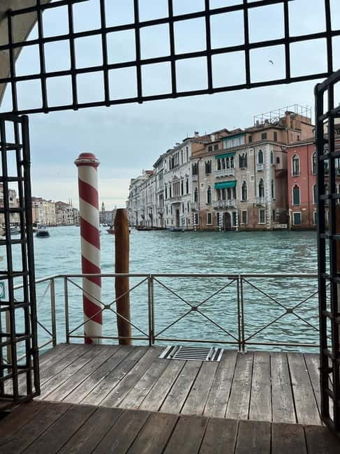 Venice: Sunrise Walking Tour with Espresso - Itinerary breakdown in plain terms (and what to watch for)