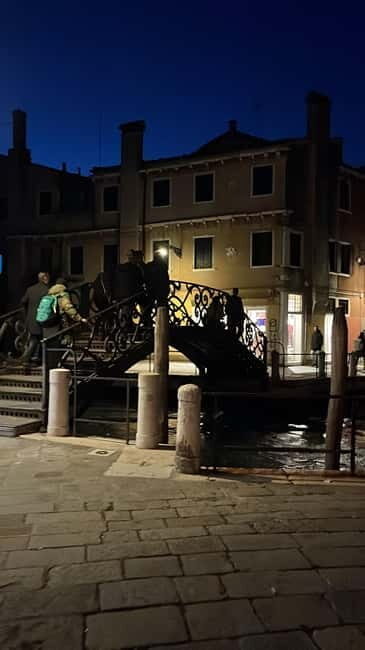 Venice: Sunrise Walking Tour with Espresso - Where the tour begins: Caffè Florian and the St. Mark’s Square rhythm