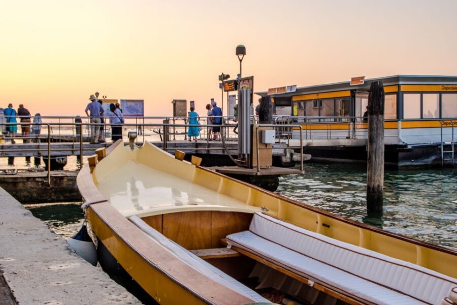 Venice: Sunset Cruise by Typical Venetian Boat - Sunset Views That Actually Work for Photos