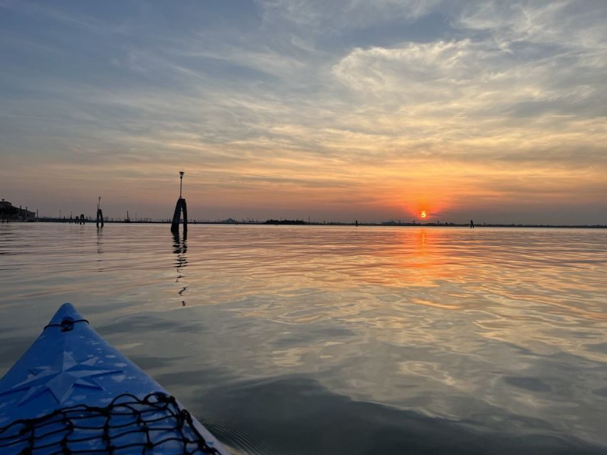 Venice: Sunset Kayak Tour in the Canals - The 3–5 km Canal Paddle Through Canareggio and Castello