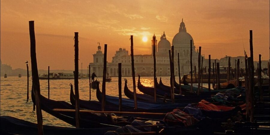 Venice: Sunset or Evening Gondola Tour - Key highlights worth your attention