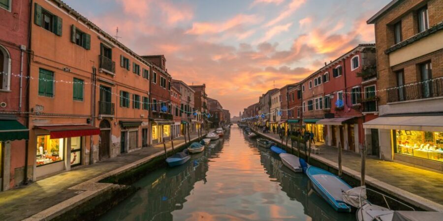 Venice: Sunset or Evening Gondola Tour - What to bring for a comfy evening on the water