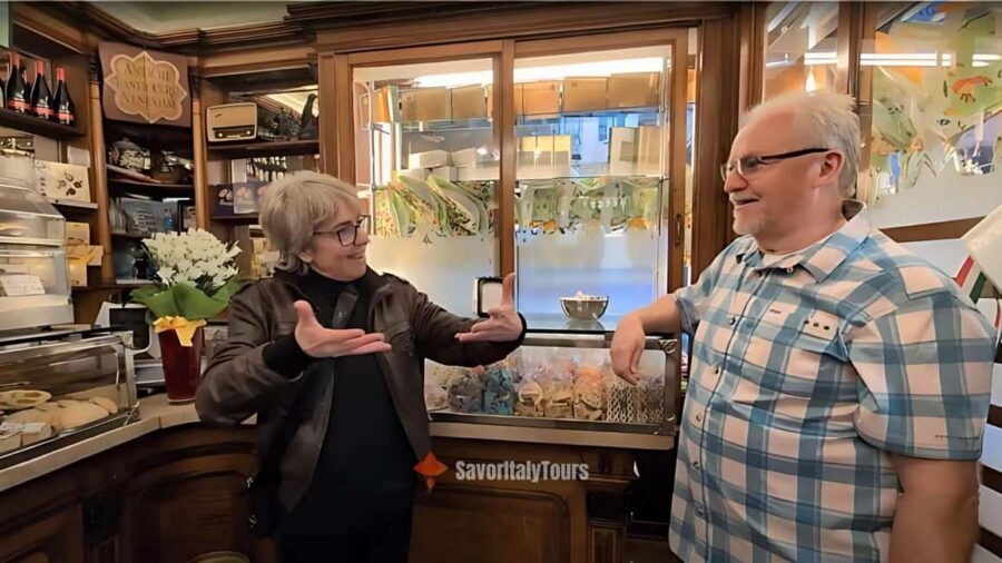 Venice: Sunset Walking Tour with Food and Wine Tastings - The 7 stop route: why it feels like evening pace, not marathon