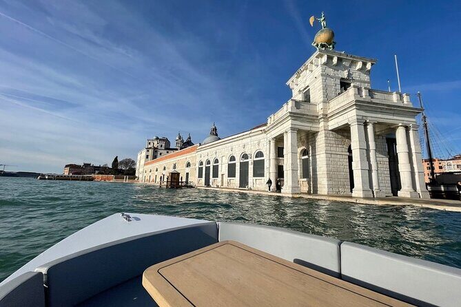 Venice: The Hidden Canals on an Electric Boat - The 1 hour 30 minute canal route: what happens on the water
