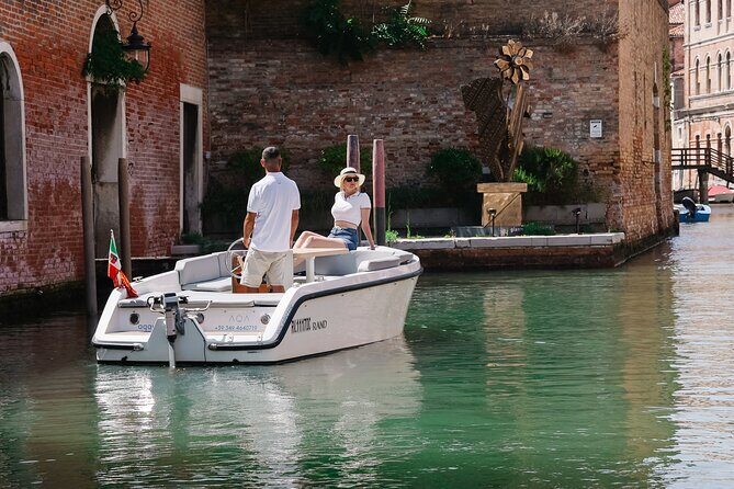 Venice: The Hidden Canals on an Electric Boat - Weather and tech hiccups: how to think about risk