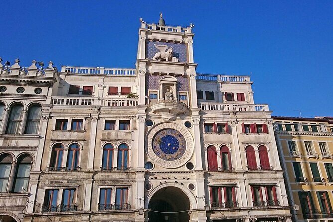 Venice Top attractions Walking Tour along the Canals - Pacing, group size, and why “standing still” matters